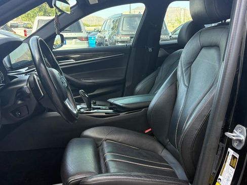 Used 2018 BMW 540i RWD image 31