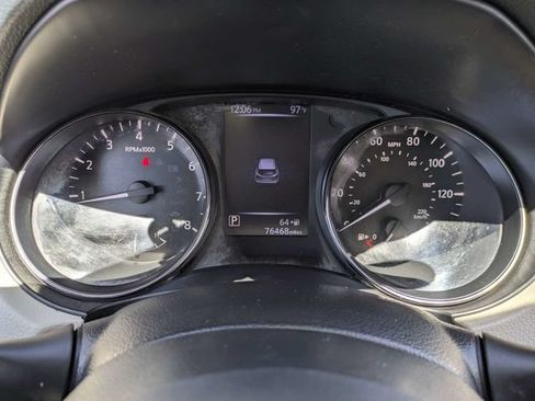 Used 2018 Nissan Rogue Sport SV FWD image 26