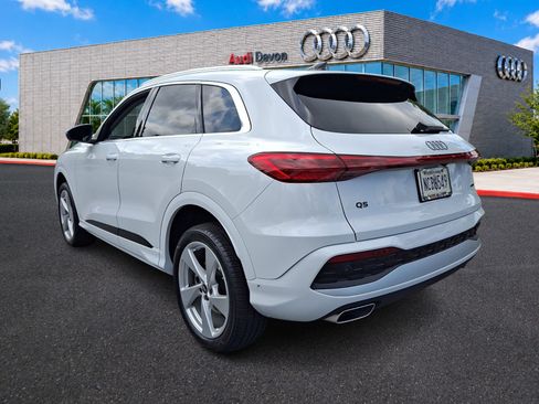 Used 2025 Audi Q5 Premium w/ Premium Plus AWD/4WD image 4