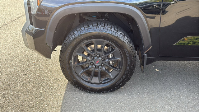 Certified 2022 Toyota Tundra Limited w/ TRD Off-Road Package AWD/4WD image 6