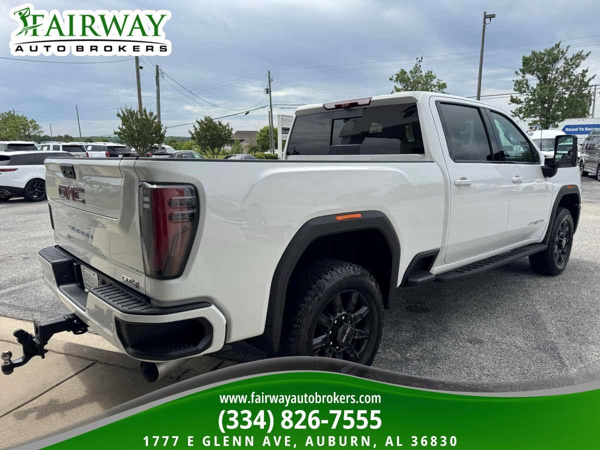 Used 2025 GMC Sierra 2500 AT4 w/ AT4 Premium Plus Package AWD/4WD image 6