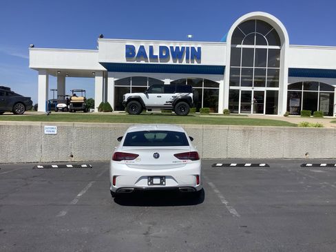 Used 2018 Buick Regal GS w/ Driver Confidence Package #2 AWD/4WD image 6