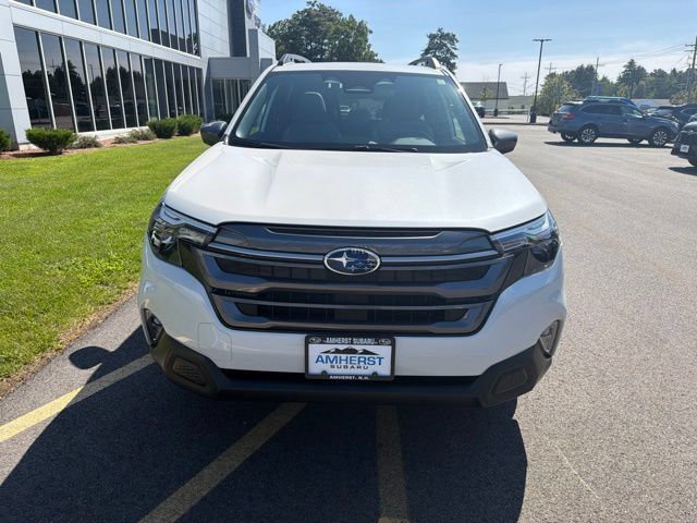 Certified 2025 Subaru Forester Premium AWD/4WD image 2