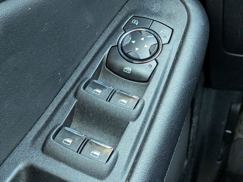 Certified 2022 Ford Edge SE w/ Black Appearance Package image 25