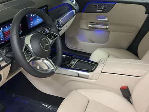 Certified 2026 Mercedes-Benz GLB 250 4MATIC image 29