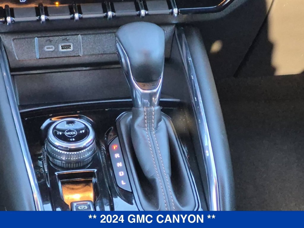 Used 2024 GMC Canyon AT4 w/ Canyon Safety Plus Package AWD/4WD image 33