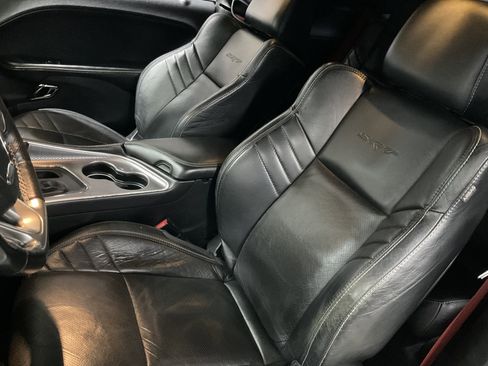 Used 2015 Dodge Challenger SRT Hellcat image 28