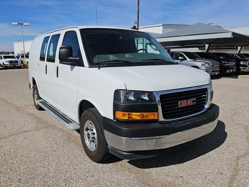 Used 2024 GMC Savana 2500 w/ Driver Convenience Package RWD image 2