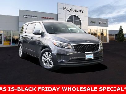 Used 2017 Kia Sedona LX w/ LX Essentials Premium Package