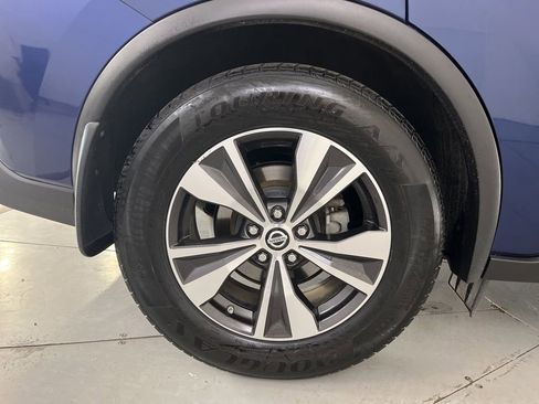 Used 2019 Nissan Murano SV image 17