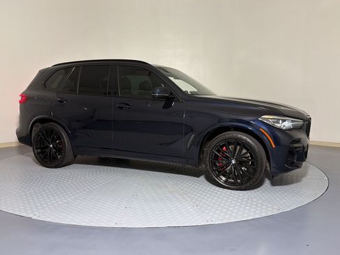 Used 2023 BMW X5 xDrive40i w/ M Sport Package AWD/4WD image 7