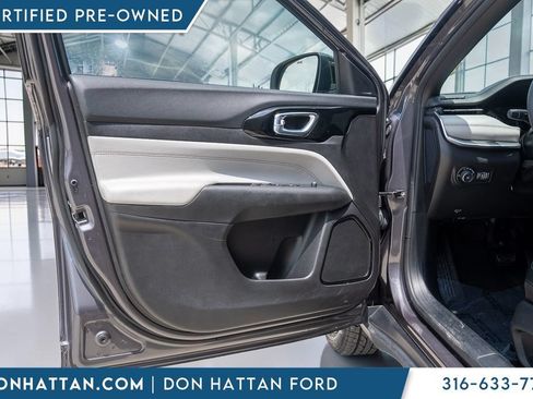 Used 2024 Jeep Compass Limited AWD/4WD image 15