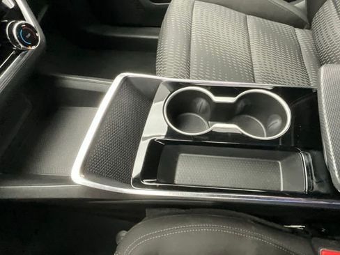 Used 2025 Chevrolet Equinox LT image 19