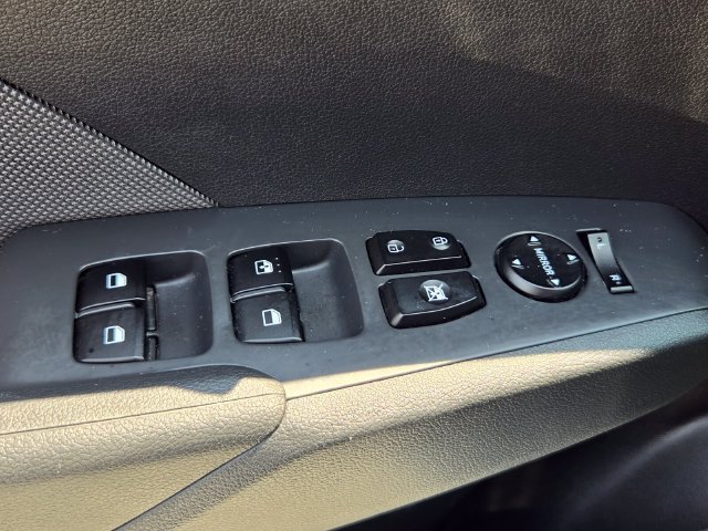 Used 2022 Hyundai Accent Limited FWD image 26