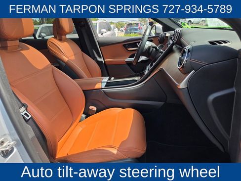 Used 2024 Mercedes-Benz GLC 300 4MATIC image 20