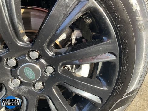 Used 2019 Land Rover Discovery Sport SE image 78