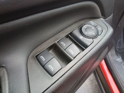 Certified 2023 Chevrolet Equinox LT FWD image 20