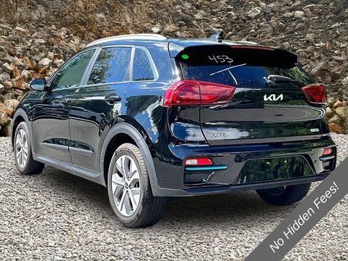 Used 2022 Kia Niro EX Premium w/ Cold Weather Package FWD image 10