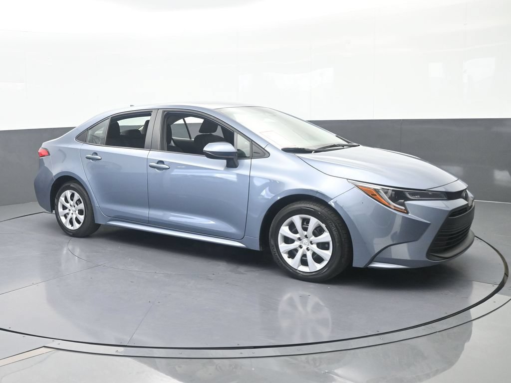 Used 2024 Toyota Corolla LE FWD image 8