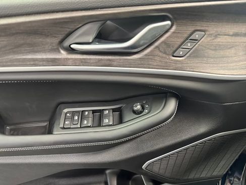 New 2026 Jeep Grand Cherokee L Limited AWD/4WD image 30