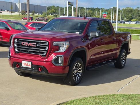 Certified 2020 GMC Sierra 1500 AT4 w/ AT4 Premium Package AWD/4WD image 3