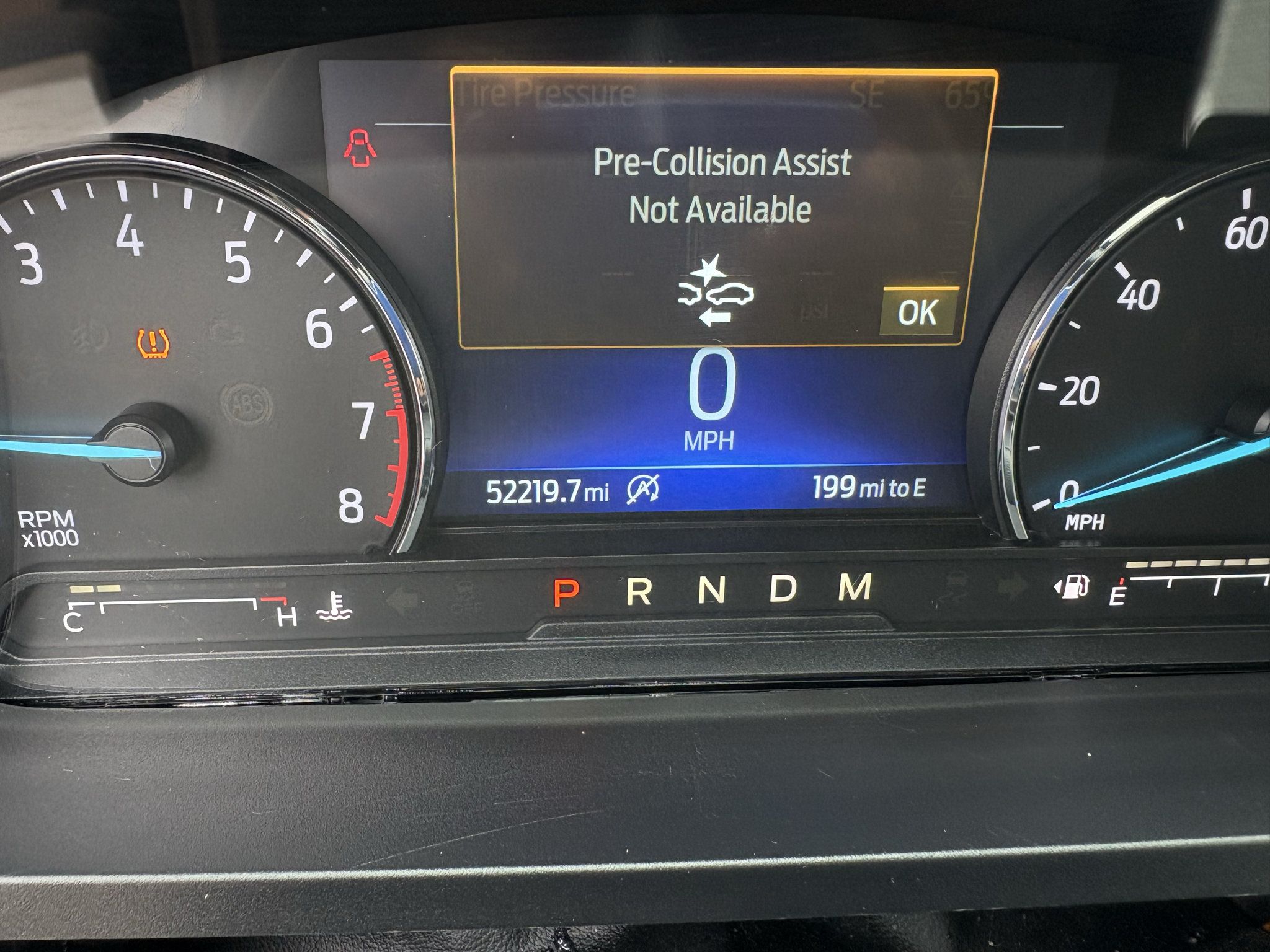 Used 2021 Ford Explorer XLT w/ Equipment Group 202A AWD/4WD image 15