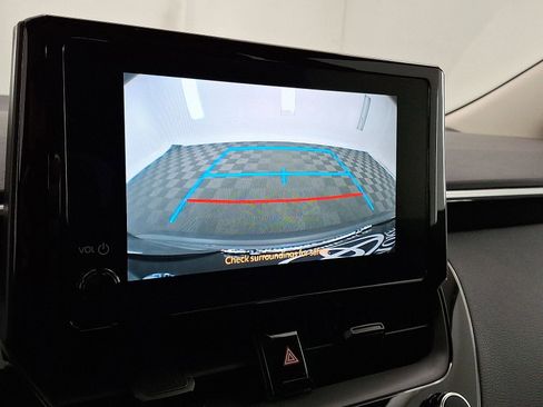 Used 2024 Toyota Corolla LE image 15