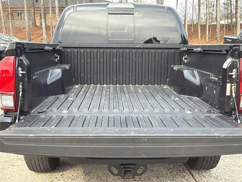 Used 2022 Toyota Tacoma SR5 image 16
