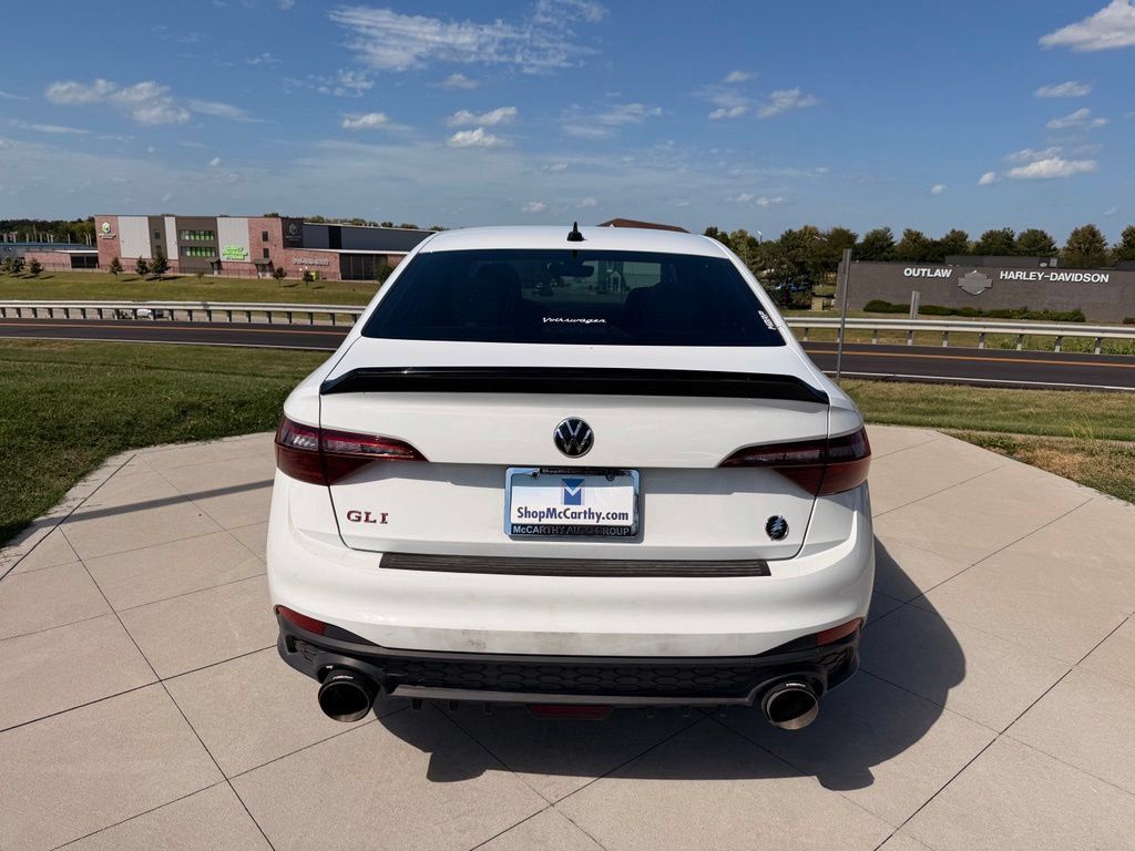 Used 2024 Volkswagen Jetta GLI 40th Anniversary Edition FWD image 8