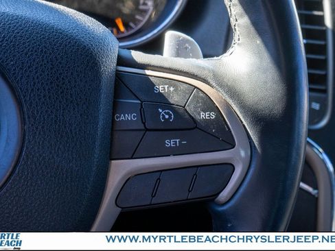 Used 2014 Jeep Grand Cherokee Limited w/ Trailer Tow Group IV image 26