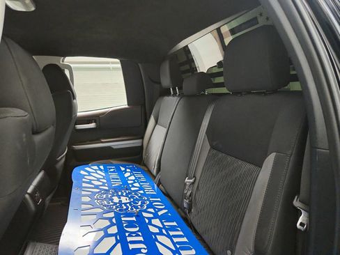 Used 2014 Toyota Tundra SR5 w/ SR5 Upgrade Package RWD image 22