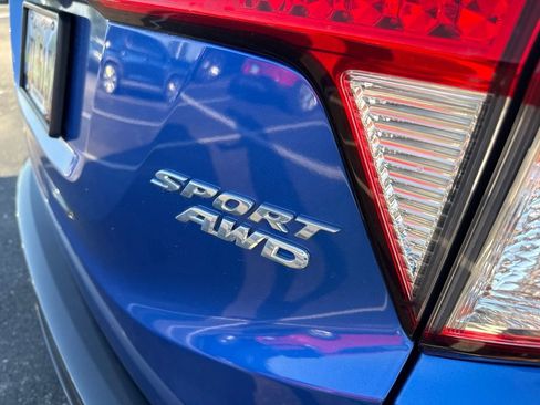 Used 2022 Honda HR-V Sport image 4