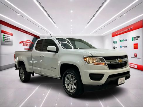 Used 2020 Chevrolet Colorado LT w/ Safety Package RWD image 2