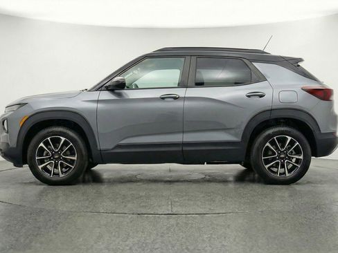 Used 2025 Chevrolet TrailBlazer LT image 5