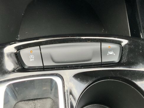 Used 2024 Chevrolet Trax LT w/ Driver Confidence Package image 47