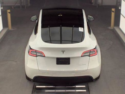 Used 2020 Tesla Model Y Long Range AWD/4WD image 5