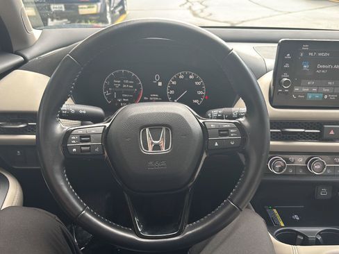 Certified 2025 Honda HR-V EX-L image 7