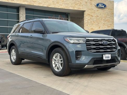 New 2026 Ford Explorer Active image 52