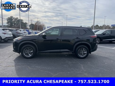 Used 2021 Nissan Rogue S image 2