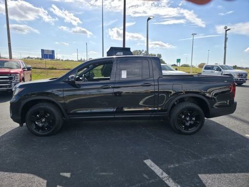 Used 2024 Honda Ridgeline Black Edition image 8