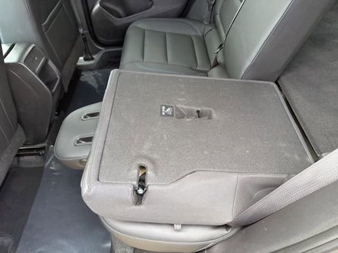 Used 2025 Buick Envista Sport Touring image 35