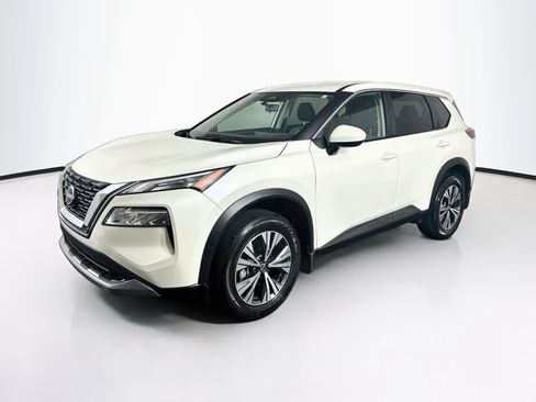 Used 2023 Nissan Rogue SV AWD/4WD image 3
