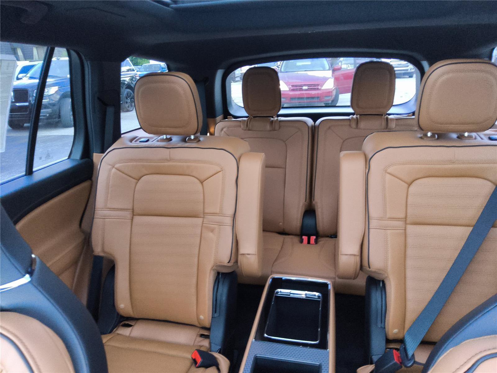 New 2027 Lincoln Aviator Black Label w/ Dynamic Handling Package AWD/4WD image 15