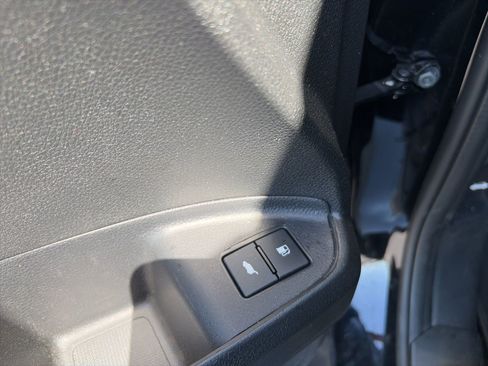 Used 2025 Honda Passport EX-L image 17