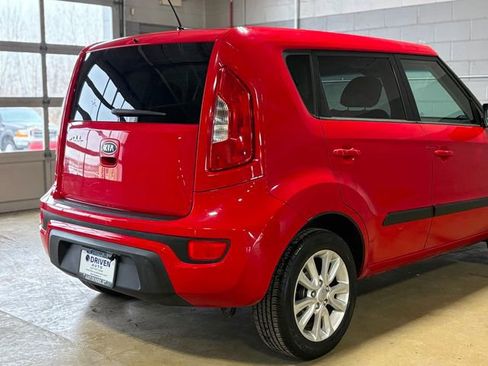 Used 2012 Kia Soul + image 10