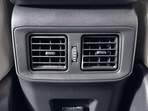 Used 2019 Toyota RAV4 XLE Premium image 24