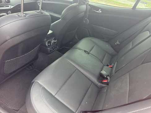 Used 2023 Kia Stinger GT-Line w/ Sun & Sound Package RWD image 9