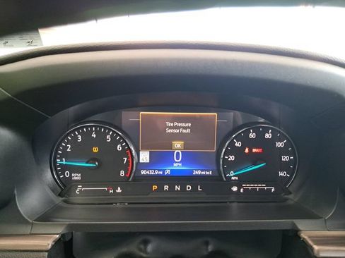 Certified 2021 Ford Explorer Limited RWD image 8