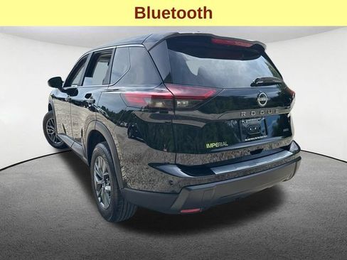 Used 2024 Nissan Rogue S AWD/4WD image 10