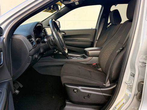 Used 2025 Dodge Durango GT AWD/4WD image 11